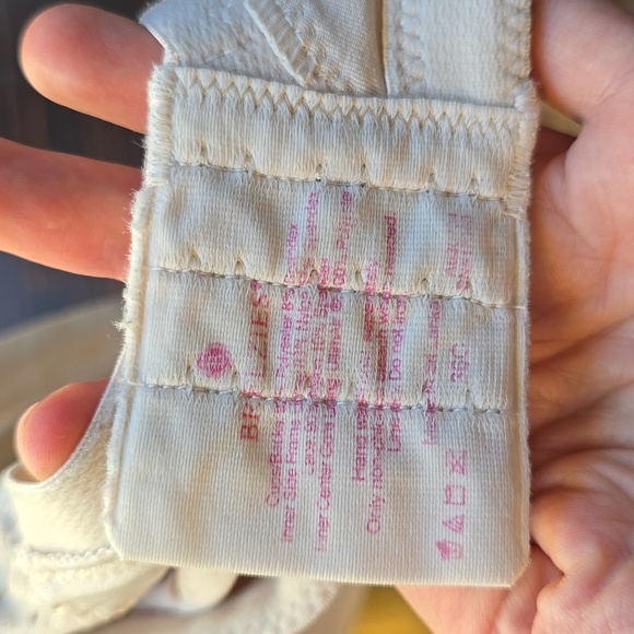 Breezies‎ Bra Women's Cream - Picture 3 of 3